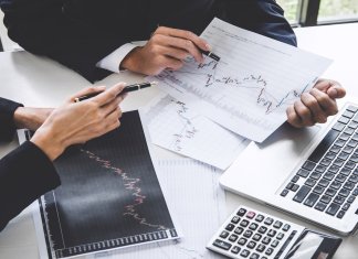 Kwalifikacje kontroler finansowy