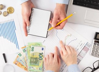 Finanse i Bankowość studia online Finanse i Bankowość studia online
