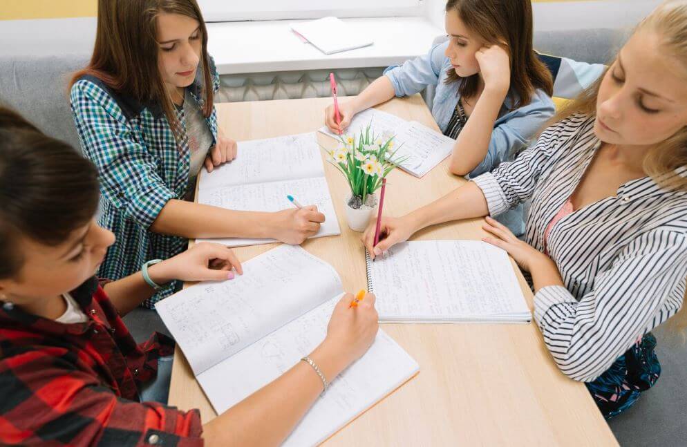 matura rozszerzona 2025 przedmioty